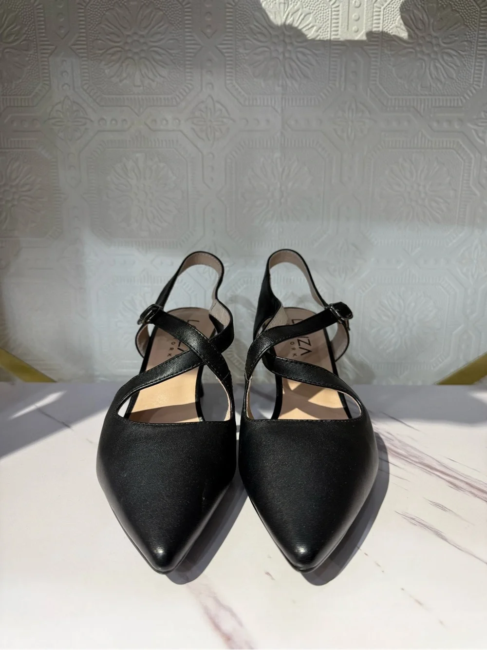 Lonza Fernanda - 182903 Black Pointed Toe Heel With Criss Cross Straps
